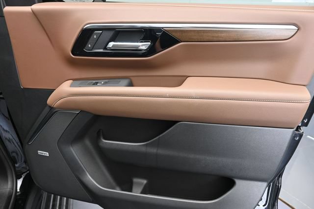 New 2026 Chevrolet Tahoe High Country AWD/4WD image 35