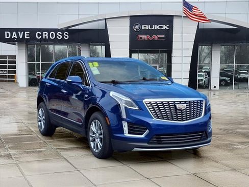 Used 2023 Cadillac XT5 Premium Luxury image 3