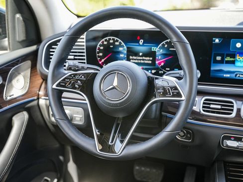Certified 2026 Mercedes-Benz GLE 450 4MATIC image 15