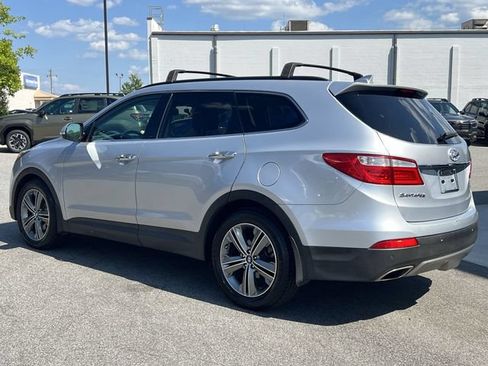 Used 2015 Hyundai Santa Fe Limited w/ Option Group 04 FWD image 11
