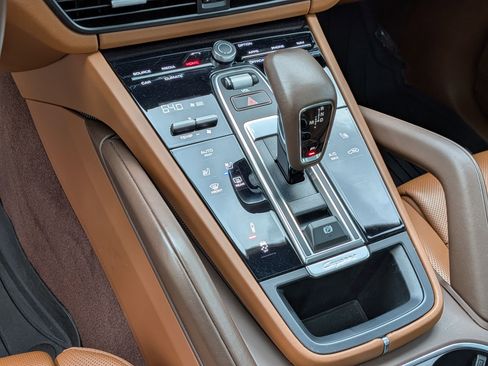 Certified 2023 Porsche Cayenne S Platinum AWD/4WD image 18
