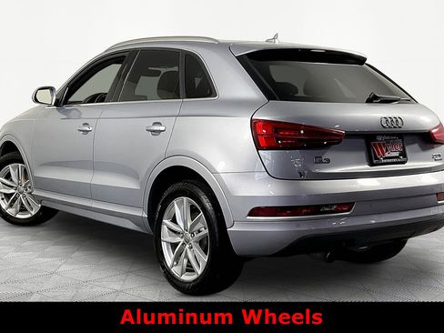 Used 2017 Audi Q3 2.0T Premium Plus AWD/4WD image 4