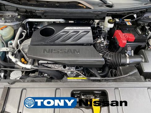 Used 2025 Nissan Rogue SV FWD image 28