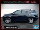 Used 2011 Kia Sorento SX image 2