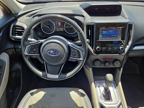 Used 2022 Subaru Forester Premium AWD/4WD image 16