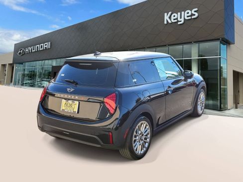 Used 2025 MINI Cooper S image 4