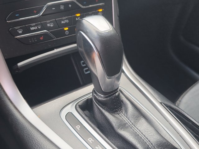 Used 2018 Ford Edge SEL w/ Equipment Group 201A FWD image 28