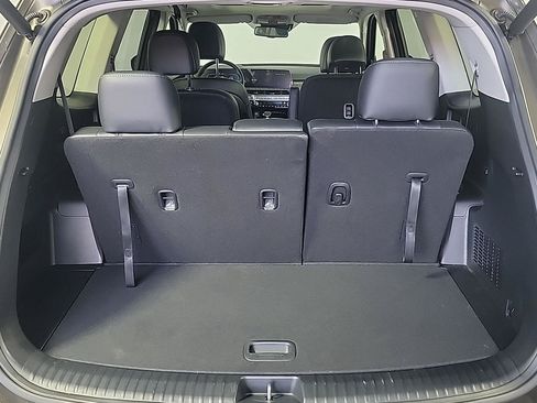 Certified 2025 Kia Telluride EX w/ EX Captain's Chair Package AWD/4WD image 7