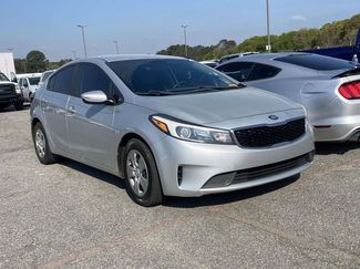 Used 2018 Kia Forte LX video 1