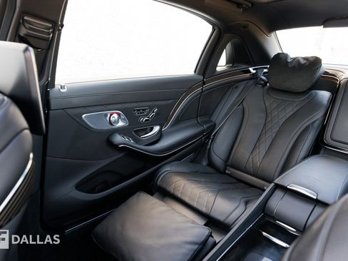 Used 2020 Mercedes-Benz Maybach S 650 image 44