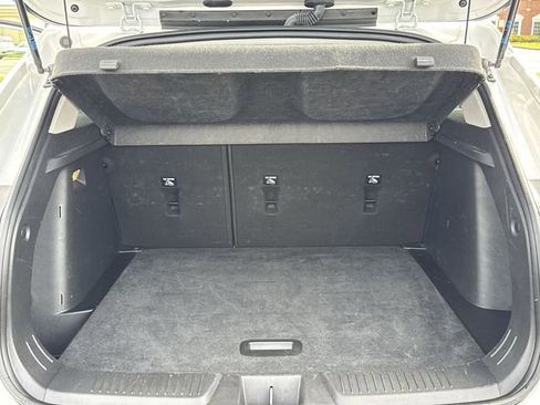 Used 2025 Chevrolet Trax LT image 10