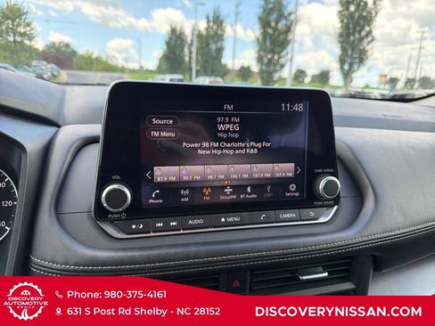 Certified 2025 Nissan Rogue SV FWD image 16