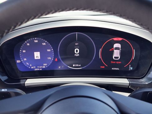Certified 2025 Porsche Macan 4 Electric AWD/4WD image 16