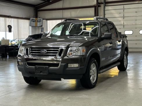 Used 2008 Ford Explorer Sport Trac XLT image 5