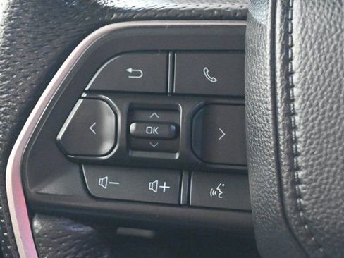 Used 2024 Toyota Tacoma TRD Off-Road image 12