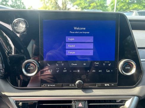 Used 2023 Lexus RX 350 Premium w/ Accessory Package AWD/4WD image 13