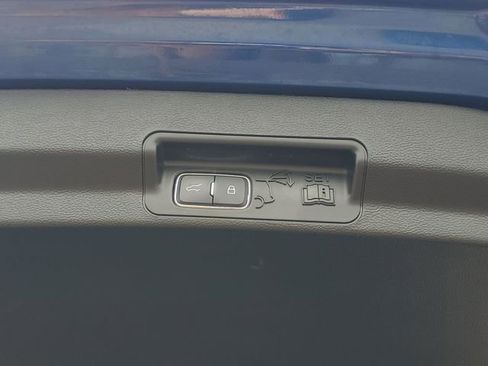 Certified 2023 Ford Explorer XLT w/ Equipment Group 202A image 14