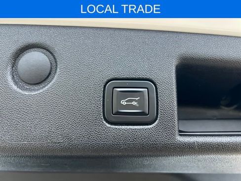 Used 2019 Chevrolet Equinox LT image 19