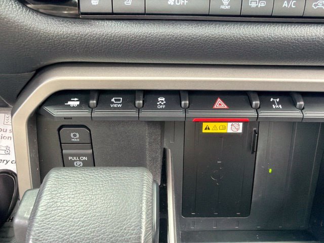 Used 2024 Toyota Tundra Limited w/ TRD Off-Road Package AWD/4WD image 29