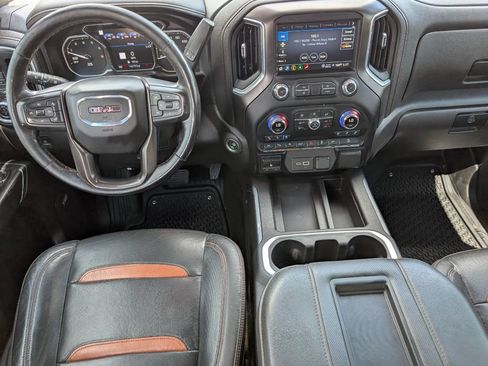 Used 2021 GMC Sierra 1500 AT4 w/ AT4 Value Package AWD/4WD image 7