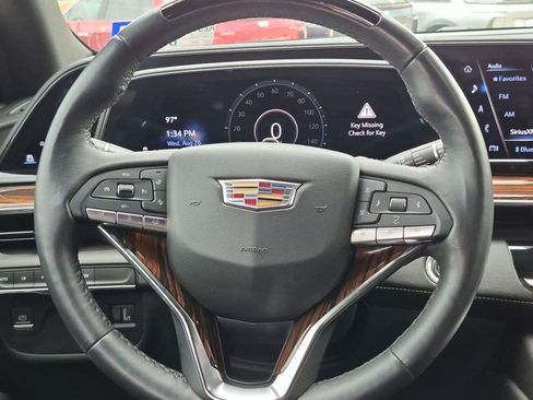 Used 2023 Cadillac Escalade Premium Luxury w/ LPO, Radiant Package AWD/4WD image 15