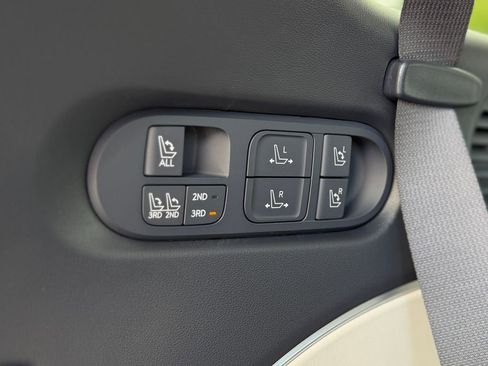 Used 2026 Hyundai Palisade Calligraphy image 7