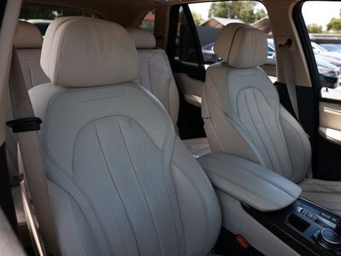 Used 2015 BMW X5 xDrive35d AWD/4WD image 21
