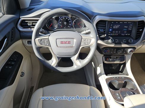 Used 2023 GMC Acadia Denali AWD/4WD image 12