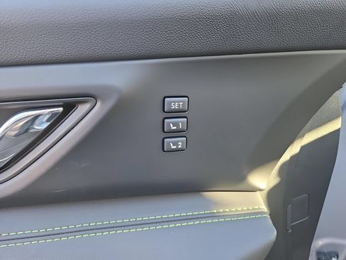 Used 2025 Subaru Ascent Bronze Edition AWD/4WD image 25