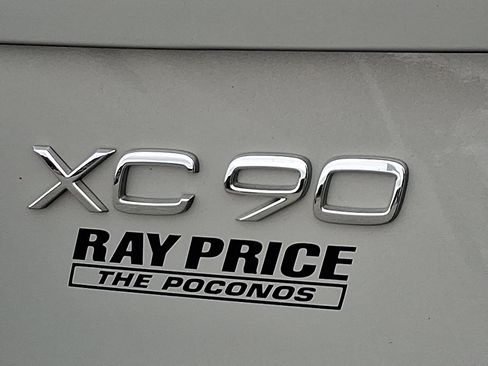 Certified 2023 Volvo XC90 T8 Plus w/ Protection Package Premier image 31