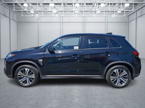 Used 2022 Mitsubishi Outlander Sport ES AWD/4WD image 2