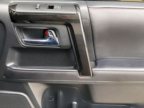 Used 2024 Toyota 4Runner TRD Off-Road image 19