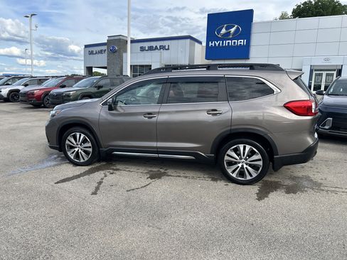 Certified 2022 Subaru Ascent Limited w/ Technology Package AWD/4WD image 7