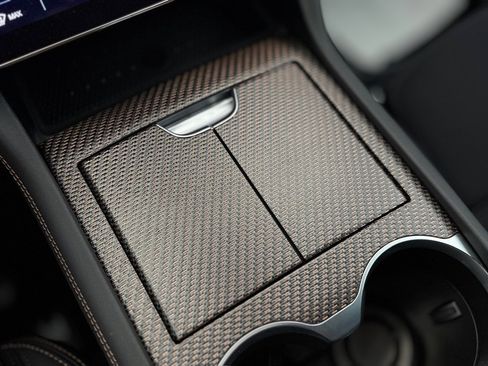 New 2025 Maserati Grecale Folgore image 8