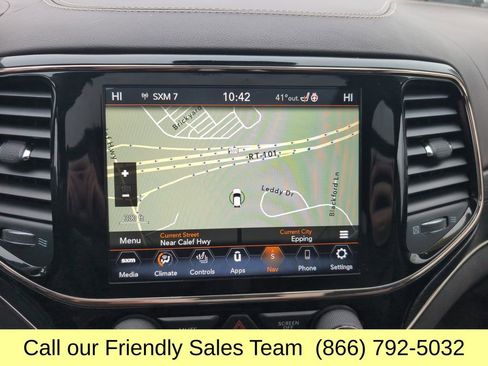 Used 2019 Jeep Grand Cherokee Summit w/ Platinum Series Group image 21