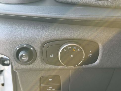 New 2026 Ford Transit 250 148 Medium Roof image 29