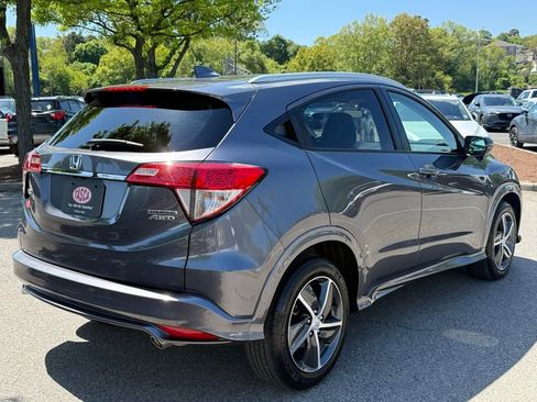 Used 2020 Honda HR-V Touring image 6