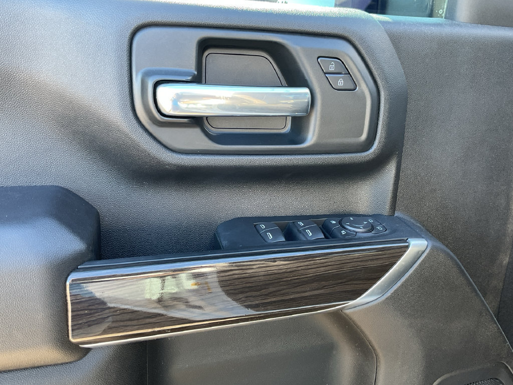 Used 2026 Chevrolet Silverado 2500 Custom w/ Custom Value Package AWD/4WD image 15