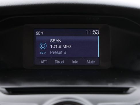 Used 2014 Ford Focus SE FWD image 32