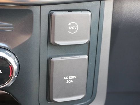Used 2025 Ford F150 Lariat w/ Equipment Group 502A High AWD/4WD image 29