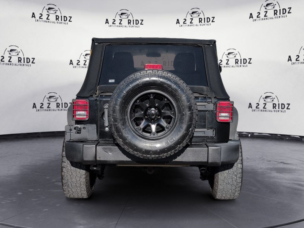 Used 2012 Jeep Wrangler Unlimited Sport AWD/4WD image 4