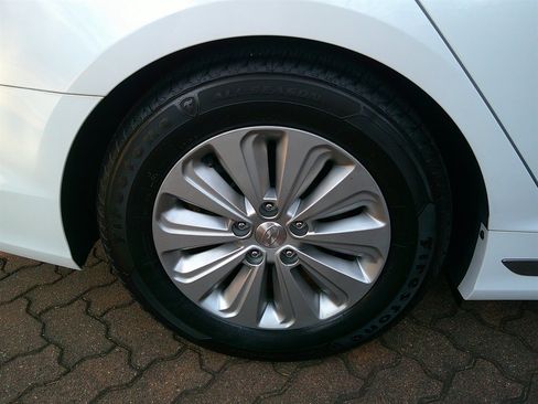 Used 2016 Hyundai Sonata SE image 43