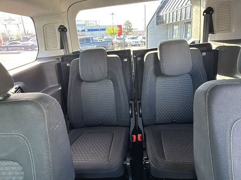 Used 2022 Ford Transit Connect XLT FWD image 12