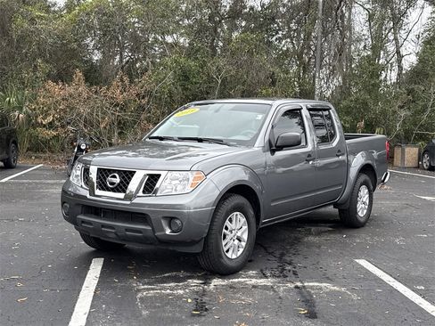 Certified 2019 Nissan Frontier SV image 15