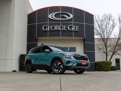 New 2026 Kia Seltos EX AWD/4WD image 1