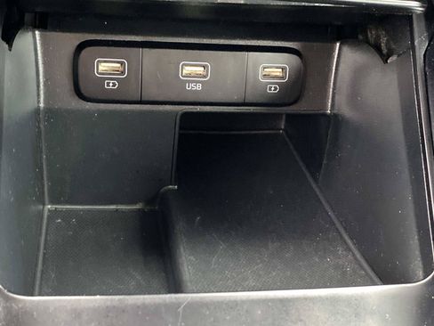 Used 2022 Kia Sorento S AWD/4WD image 14
