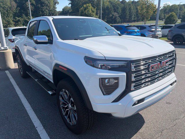 Used 2023 GMC Canyon Denali AWD/4WD image 4