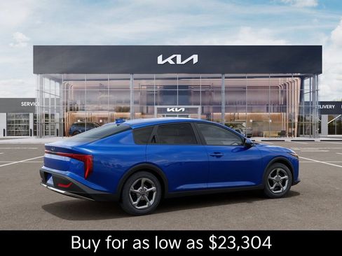 New 2026 Kia K4 FWD image 7