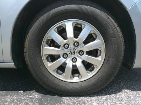 Used 2010 Honda Odyssey EX-L image 24