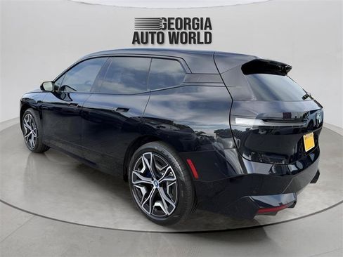 Used 2024 BMW iX xDrive50 w/ Premium Package AWD/4WD image 14